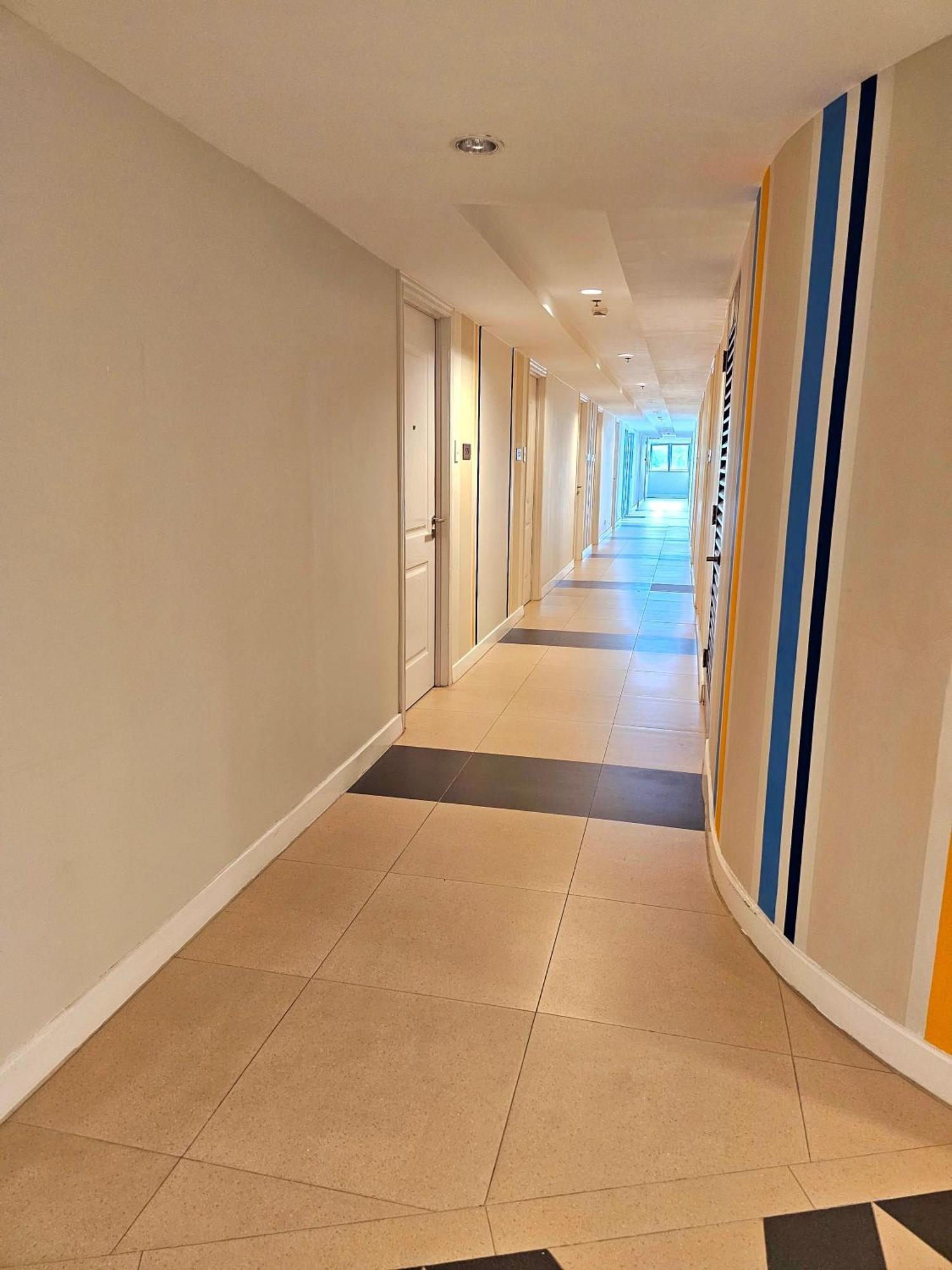 Acellyne'S Suites At The Residences At Commonwealth By Century Ciudad Quezon Exterior foto
